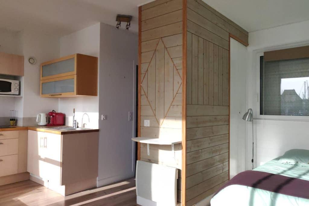 Le Loft-Boat Apartment Deauville Bagian luar foto