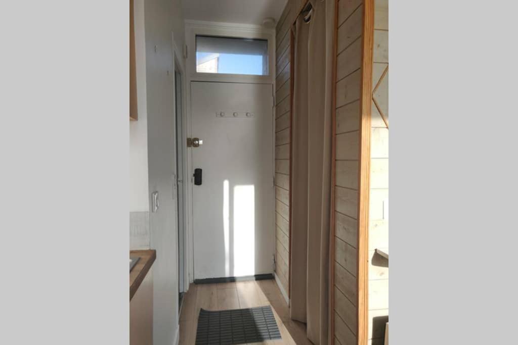 Le Loft-Boat Apartment Deauville Bagian luar foto